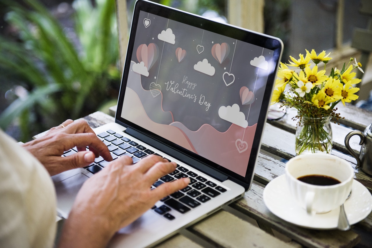 San Valentino: strumenti online per l'engagement social