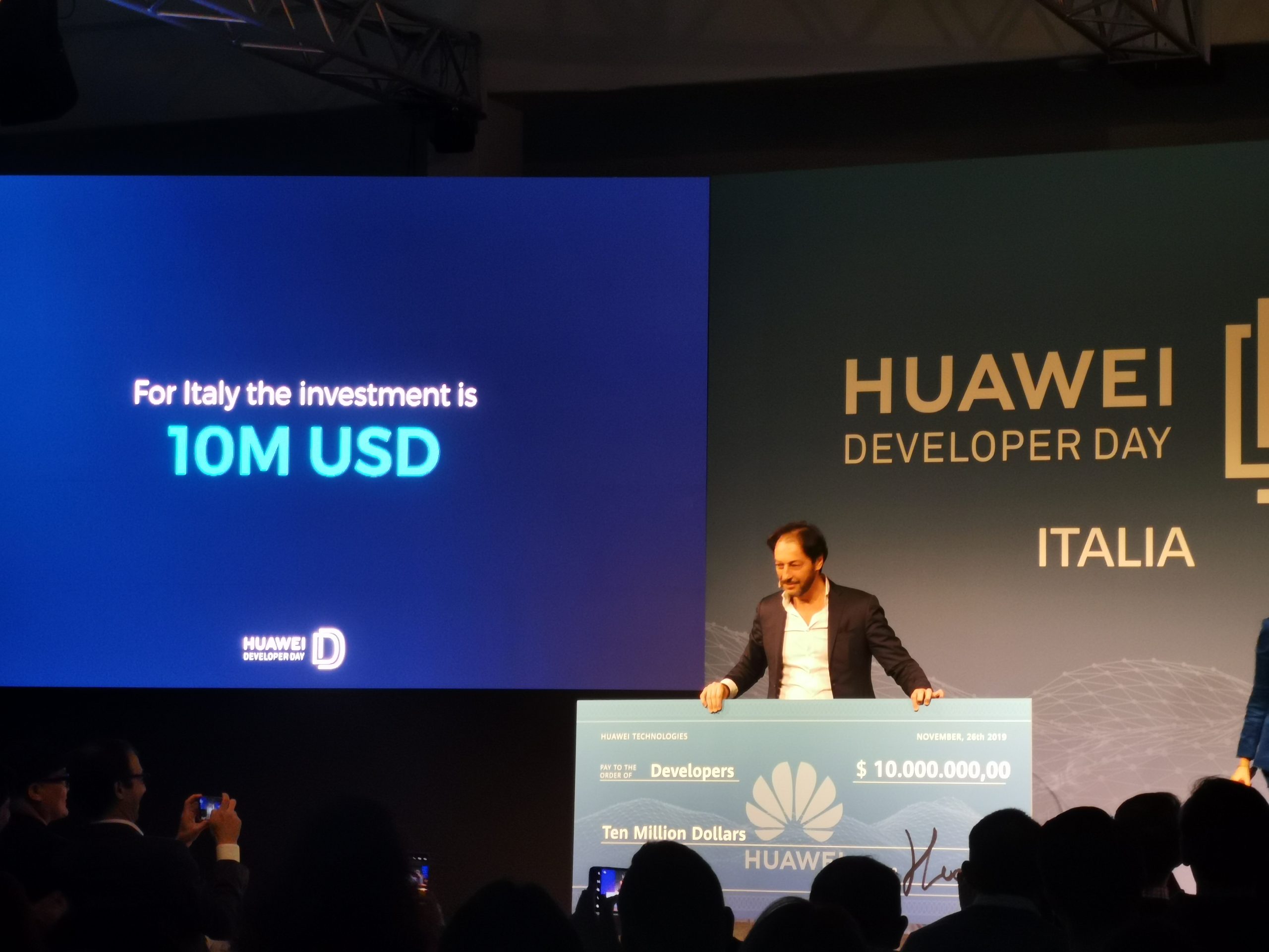 Huawei: un piano di investimenti per conquistare gli sviluppatori
