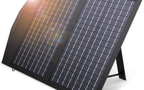 Carica qualsiasi dispositivo con questo Pannello Solare portatile, ora in promo su Amazon