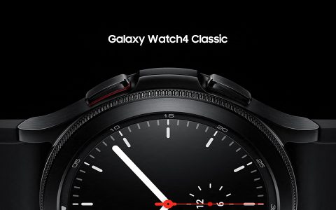 Samsung Galaxy Watch4 Classic 42mm finalmente al MINIMO STORICO (-54%)