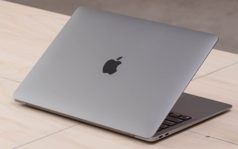 MacBook Air 2020, OFFERTA SHOCK: su Amazon a meno del minimo storico