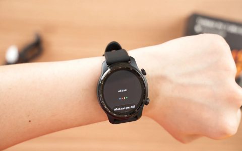 TicWatch Pro 3 Ultra, lo smartwatch è offerto ad un prezzo incredibile su Amazon