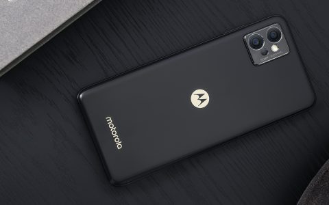 Motorola moto G32, proposta INDECENTE di Amazon: best buy di oggi