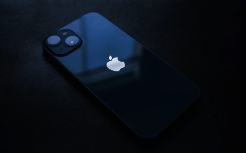 iPhone 14 (128GB, Mezzanotte), il prezzo su eBay CROLLA di 250€