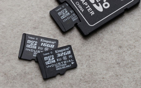 MicroSD Kingston ultraveloce da 128GB: Amazon la SVENDE a soli 9€