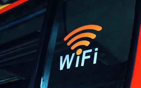 Wi-Fi pubblico: ecco la VPN da usare per navigare in sicurezza a 1,92 euro al mese