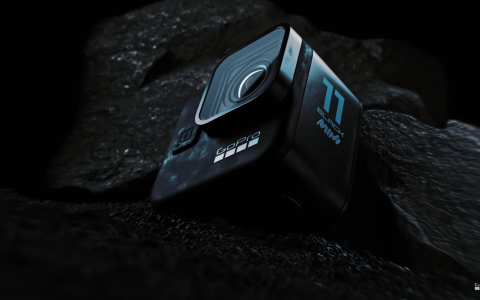 GoPro HERO11 Black Mini, l'action cam compatta e potente a -44% su Amazon