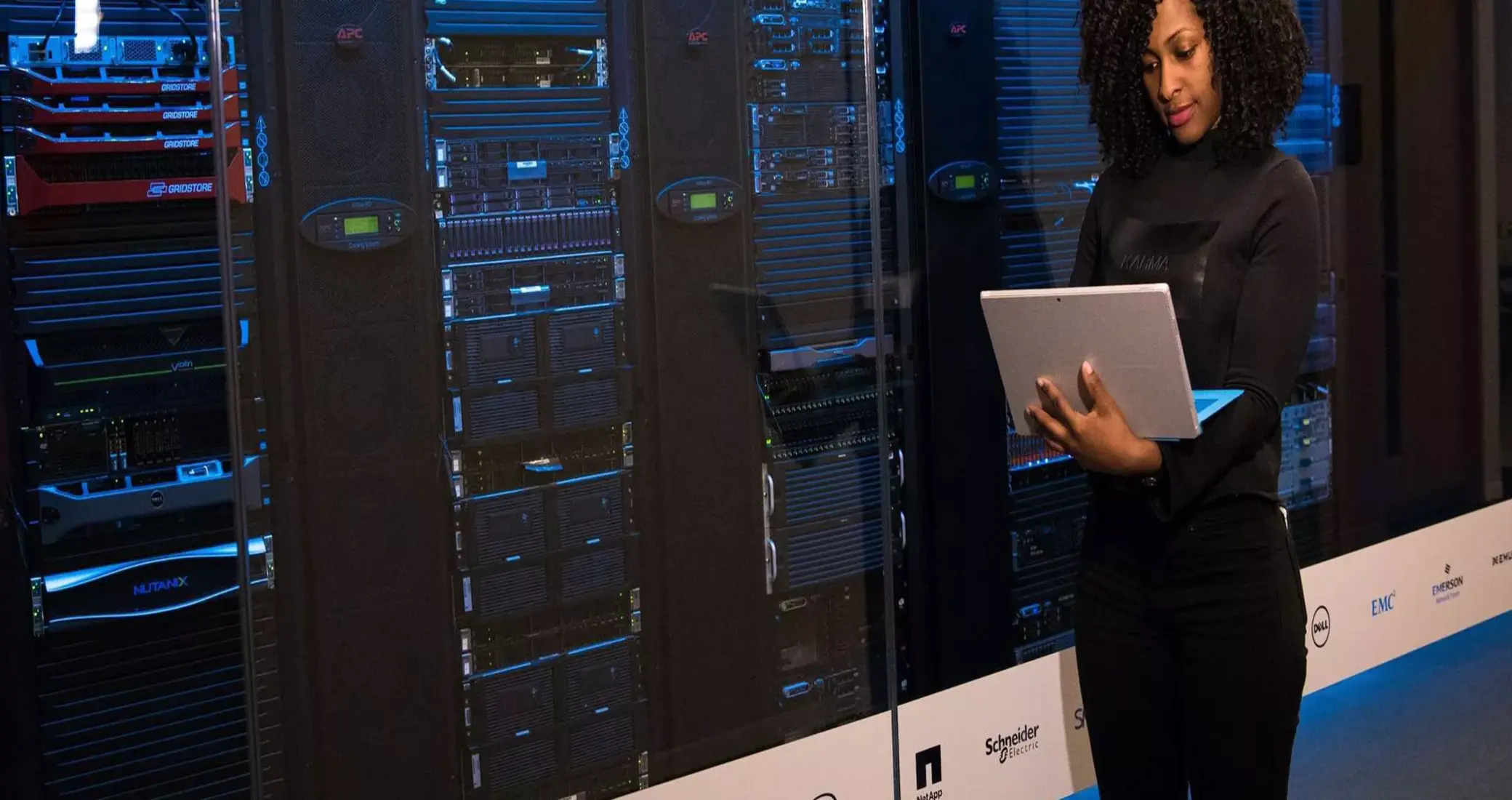 Hosting con server dedicato: risparmia e ottieni prestazioni superiori ...
